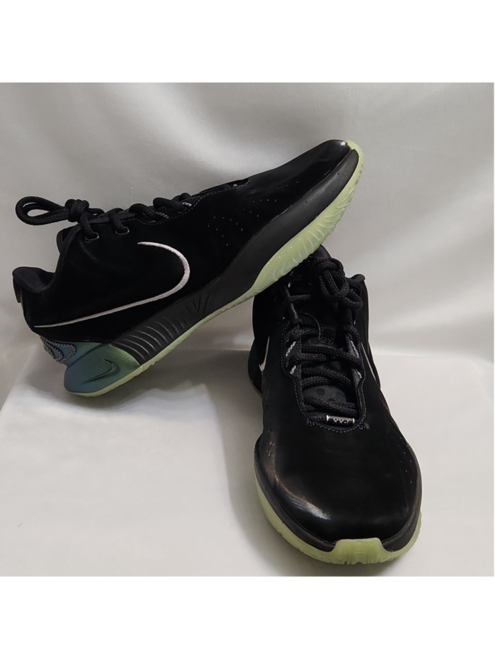 Nike LeBron 21 Tahitian Black Basketball Athletic Sneakers (Size 9.5)